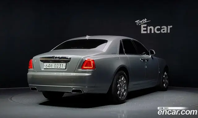 Rolls-Royce Ghost 2015 6.6 автомат (гидро), миниатюра 2 Rolls-Royce Ghost 2015 6.6 автомат (гидро), миниатюра 2