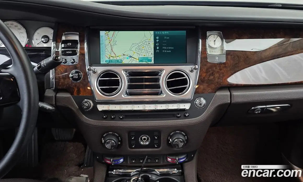 Rolls-Royce Ghost 2015 6.6 автомат (гидро), фото 14 Rolls-Royce Ghost 2015 6.6 автомат (гидро), фото 14