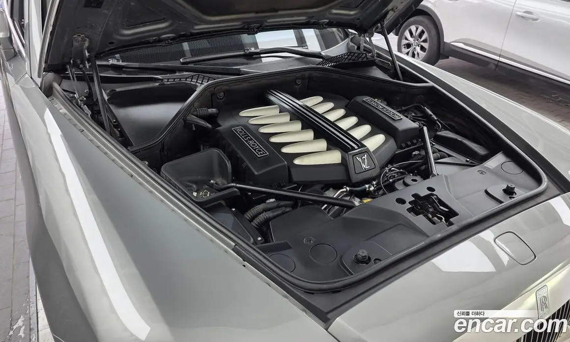 Rolls-Royce Ghost 2015 6.6 автомат (гидро), фото 6 Rolls-Royce Ghost 2015 6.6 автомат (гидро), фото 6