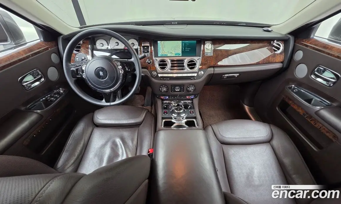 Rolls-Royce Ghost 2015 6.6 автомат (гидро), фото 7 Rolls-Royce Ghost 2015 6.6 автомат (гидро), фото 7