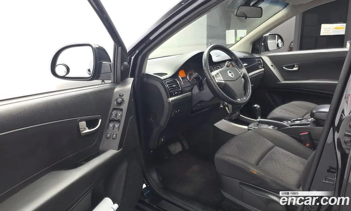 SsangYong Korando 2012 2.0 автомат (гидро), фото 10 SsangYong Korando 2012 2.0 автомат (гидро), фото 10