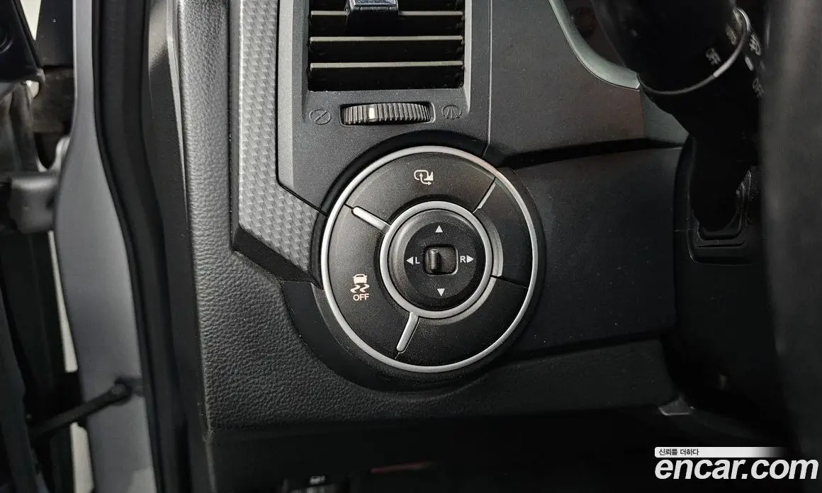 SsangYong Korando 2014 2.0 автомат (гидро), фото 15 SsangYong Korando 2014 2.0 автомат (гидро), фото 15