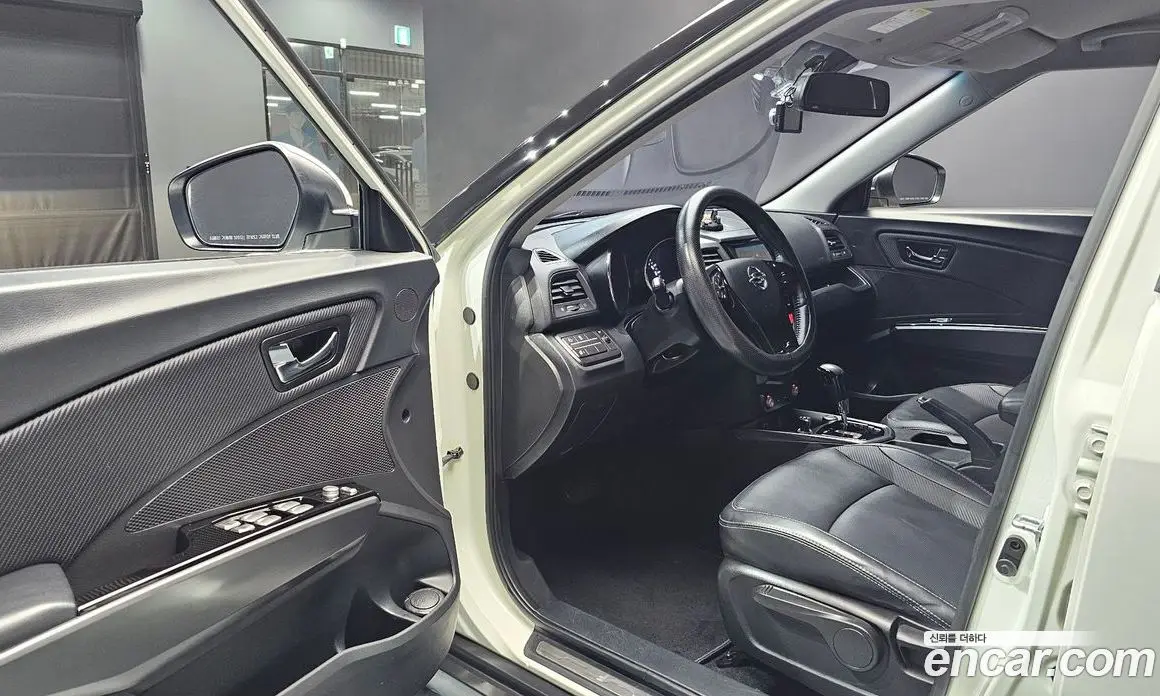 SsangYong TIBOLI 2017 1.6 автомат (гидро), фото 13 SsangYong TIBOLI 2017 1.6 автомат (гидро), фото 13