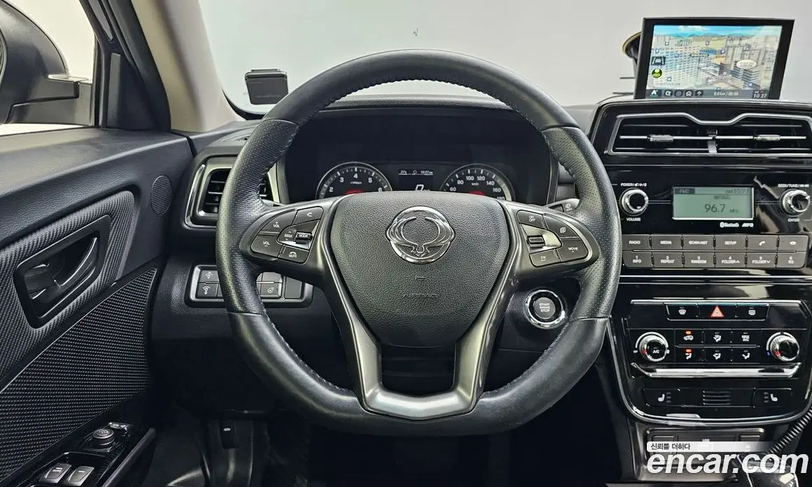 SsangYong TIBOLI 2019 1.5 автомат (гидро), фото 13