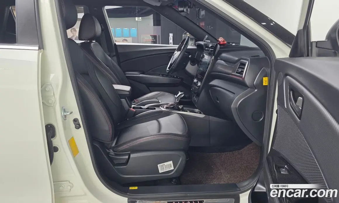 SsangYong TIBOLI 2021 1.5 автомат (гидро), фото 17