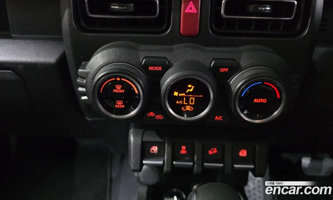 Suzuki Jimny 2025 0.7 автомат (гидро), фото 33 Suzuki Jimny 2025 0.7 автомат (гидро), фото 33