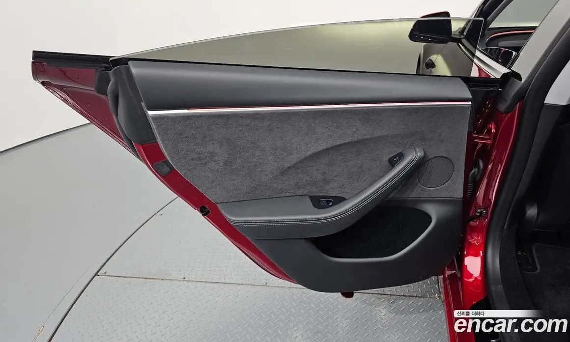 Tesla Model 3 2024 0.2 автомат (гидро), фото 14 Tesla Model 3 2024 0.2 автомат (гидро), фото 14