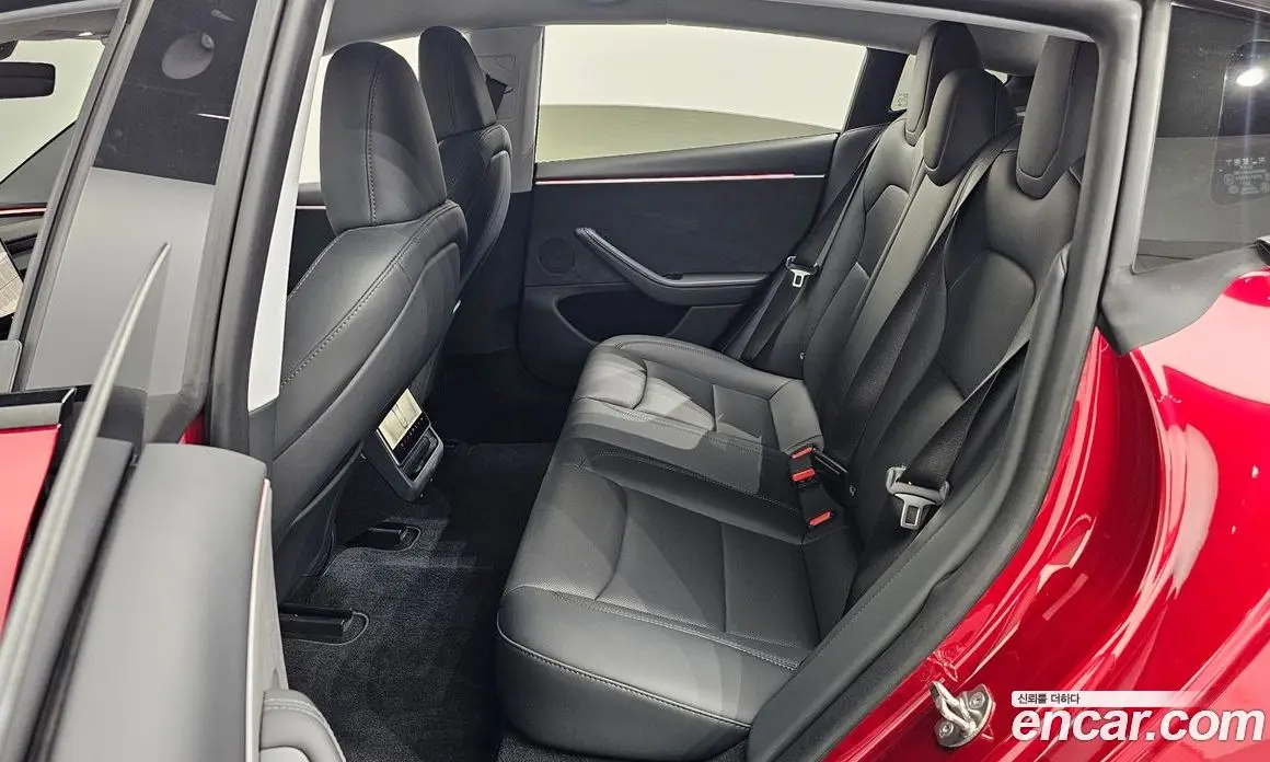 Tesla Model 3 2024 0.2 автомат (гидро), фото 17 Tesla Model 3 2024 0.2 автомат (гидро), фото 17
