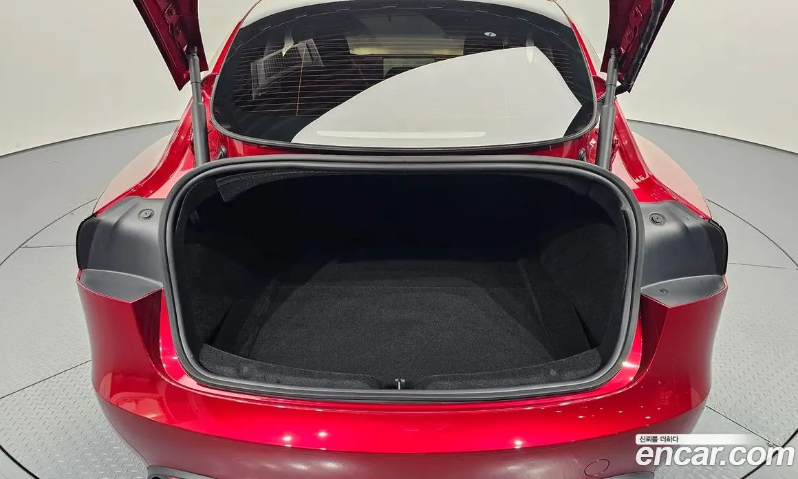 Tesla Model 3 2024 0.2 автомат (гидро), фото 30 Tesla Model 3 2024 0.2 автомат (гидро), фото 30