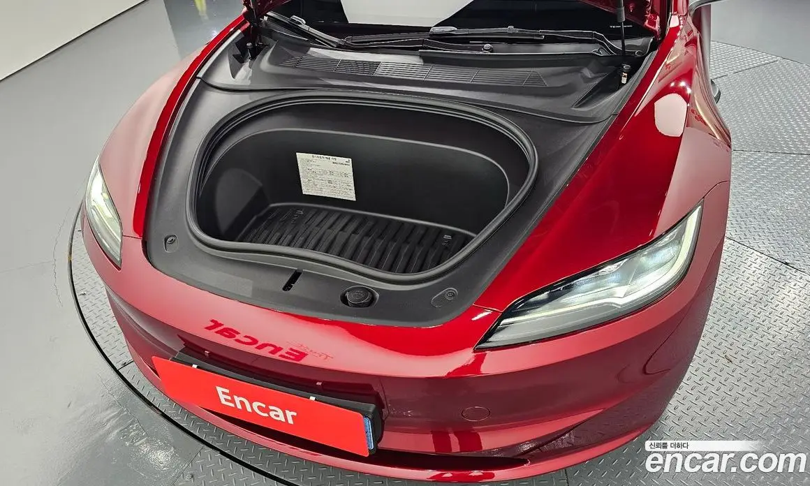 Tesla Model 3 2024 0.2 автомат (гидро), фото 5 Tesla Model 3 2024 0.2 автомат (гидро), фото 5
