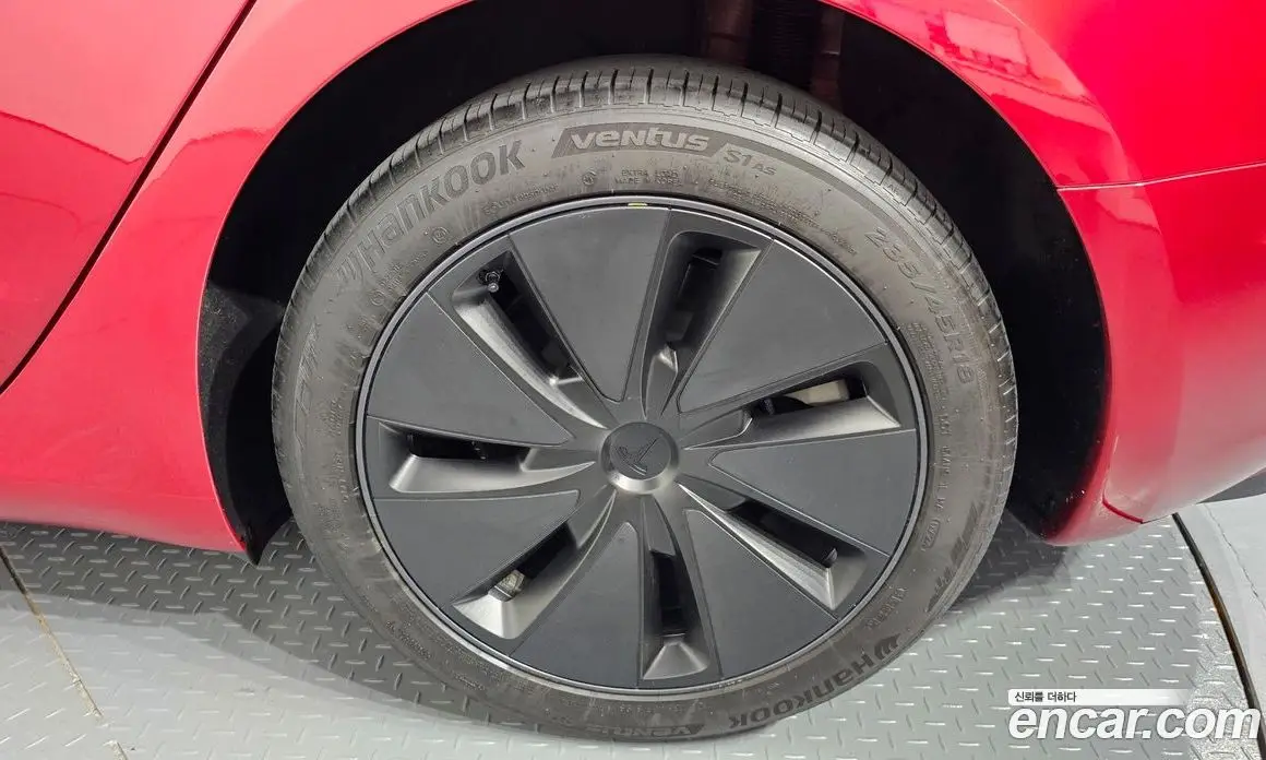 Tesla Model 3 2024 0.2 автомат (гидро), фото 6 Tesla Model 3 2024 0.2 автомат (гидро), фото 6