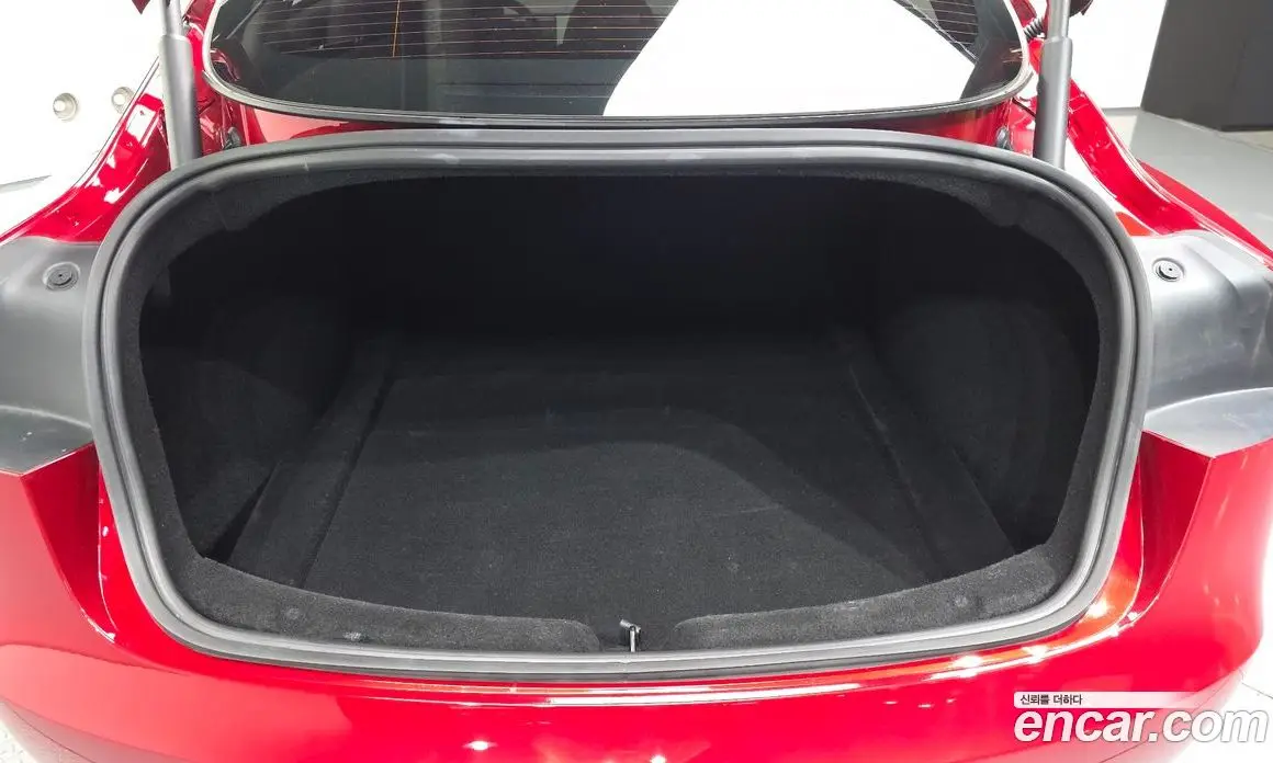 Tesla Model 3 2024 0.2 автомат (гидро), фото 26 Tesla Model 3 2024 0.2 автомат (гидро), фото 26