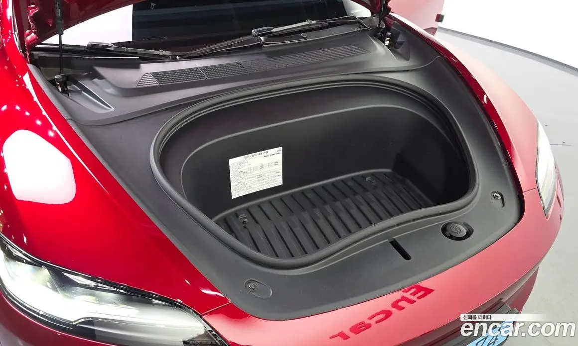 Tesla Model 3 2024 0.2 автомат (гидро), фото 6 Tesla Model 3 2024 0.2 автомат (гидро), фото 6