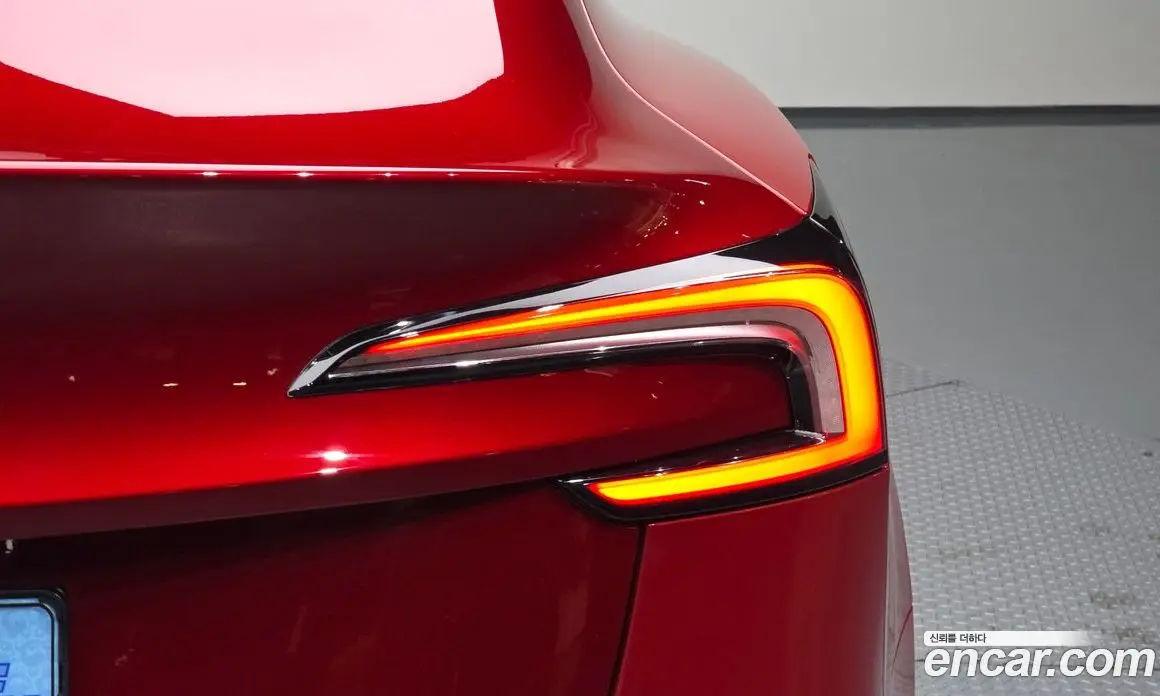 Tesla Model 3 2024 0.2 автомат (гидро), фото 9 Tesla Model 3 2024 0.2 автомат (гидро), фото 9