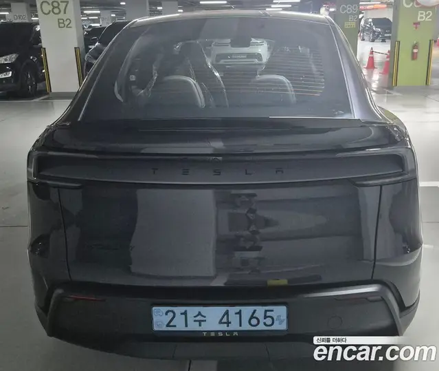 Tesla Model Y 2026 автомат (гидро), миниатюра 4 Tesla Model Y 2026 автомат (гидро), миниатюра 4