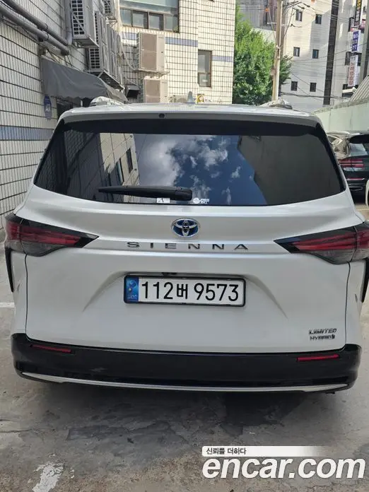 Toyota Sienna 2022 2.5 автомат (гидро), фото 3 Toyota Sienna 2022 2.5 автомат (гидро), фото 3