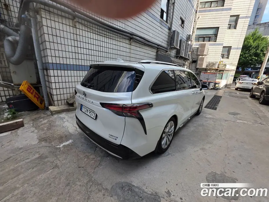 Toyota Sienna 2022 2.5 автомат (гидро), фото 8 Toyota Sienna 2022 2.5 автомат (гидро), фото 8