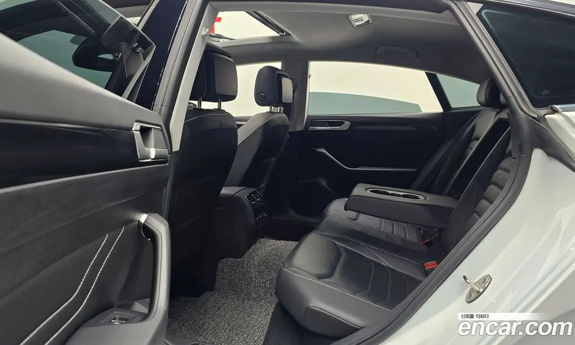 Volkswagen Arteon 2022 2.0 автомат (гидро), фото 17 Volkswagen Arteon 2022 2.0 автомат (гидро), фото 17