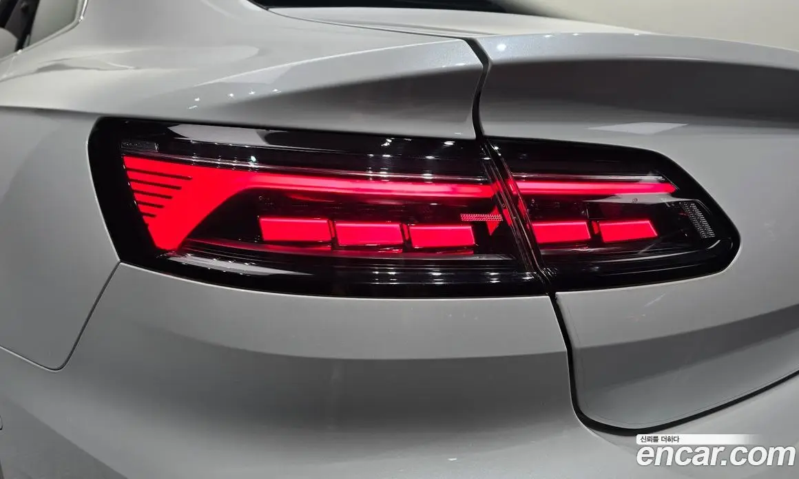 Volkswagen Arteon 2022 2.0 автомат (гидро), фото 8 Volkswagen Arteon 2022 2.0 автомат (гидро), фото 8