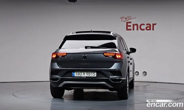 Volkswagen T-Roc 2021 2.0 автомат (гидро), миниатюра 3 Volkswagen T-Roc 2021 2.0 автомат (гидро), миниатюра 3