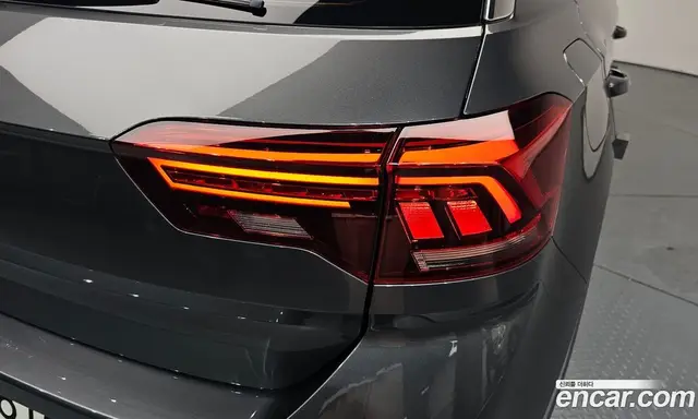 Volkswagen T-Roc 2021 2.0 автомат (гидро), миниатюра 8 Volkswagen T-Roc 2021 2.0 автомат (гидро), миниатюра 8
