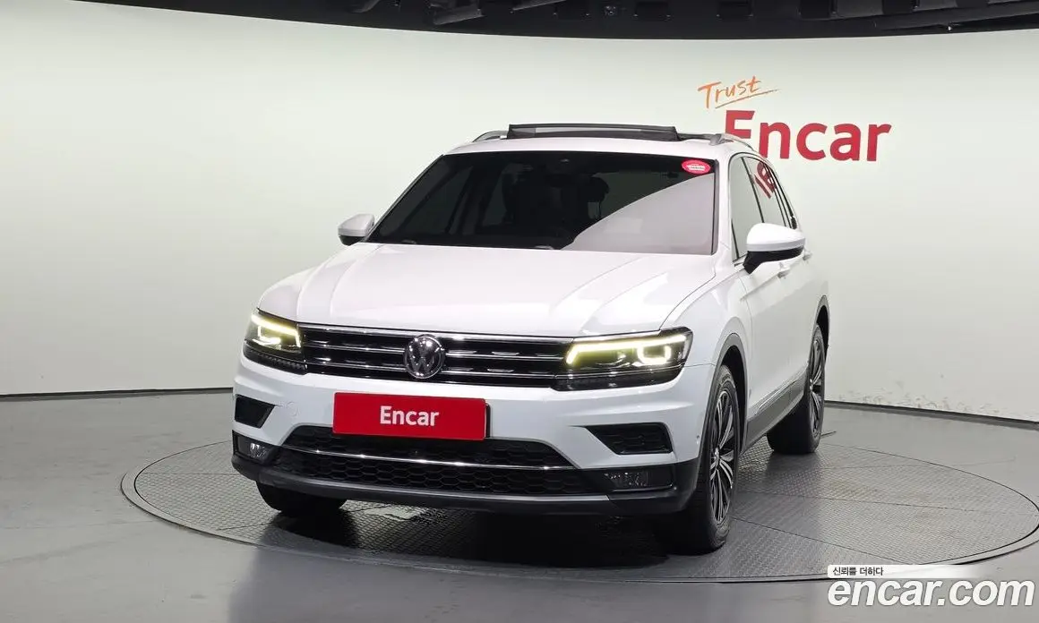 Volkswagen Tiguan 2020 2.0 автомат (гидро), фото 3 Volkswagen Tiguan 2020 2.0 автомат (гидро), фото 3