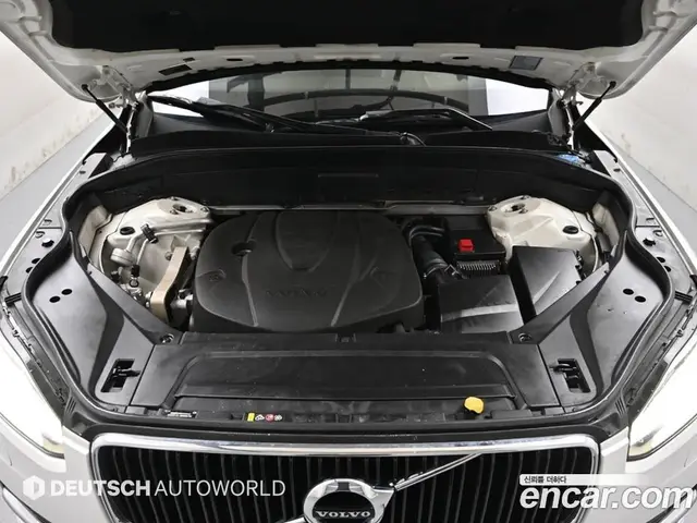 Volvo XC90 2016 2.0 автомат (гидро), миниатюра 6 Volvo XC90 2016 2.0 автомат (гидро), миниатюра 6