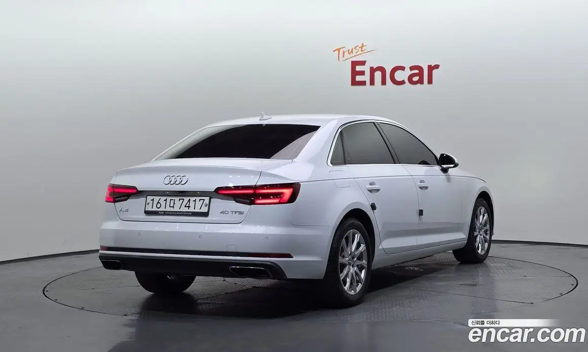 Audi A4 2019 2.0 автомат (гидро), фото 2 Audi A4 2019 2.0 автомат (гидро), фото 2