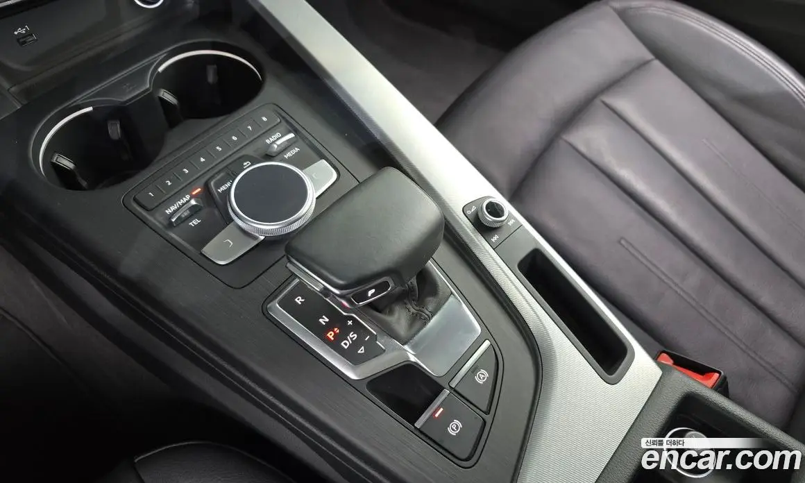 Audi A4 2019 2.0 автомат (гидро), фото 12 Audi A4 2019 2.0 автомат (гидро), фото 12