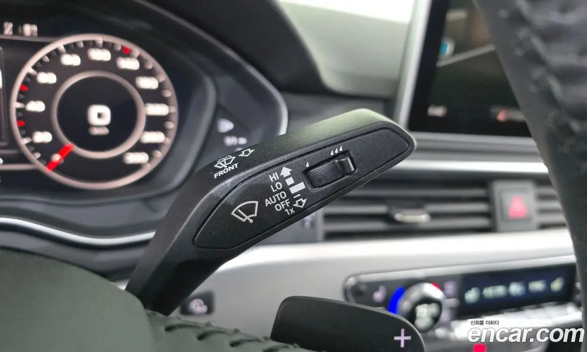 Audi A4 2019 2.0 автомат (гидро), фото 29 Audi A4 2019 2.0 автомат (гидро), фото 29
