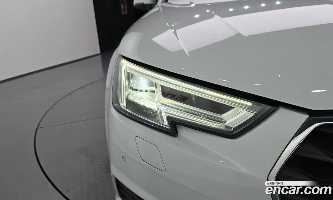 Audi A4 2019 2.0 автомат (гидро), фото 8 Audi A4 2019 2.0 автомат (гидро), фото 8