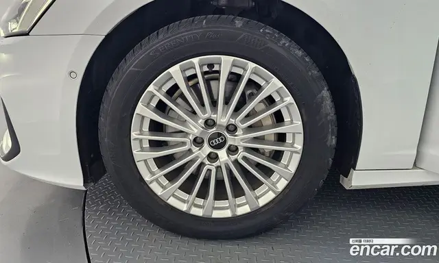Audi A6 2021 2.0 автомат (гидро), миниатюра 5 Audi A6 2021 2.0 автомат (гидро), миниатюра 5