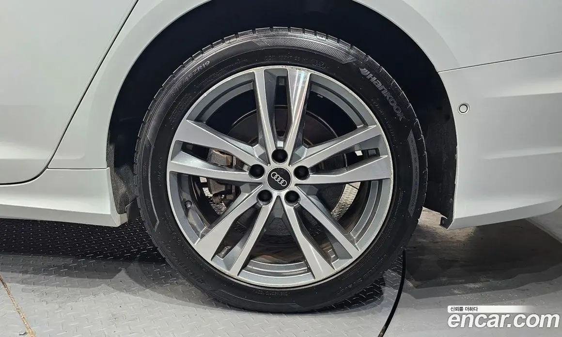 Audi A6 2022 2.0 автомат (гидро), фото 7 Audi A6 2022 2.0 автомат (гидро), фото 7