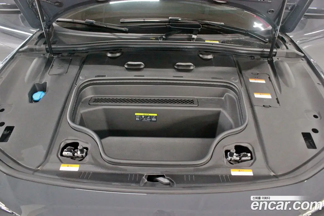 Audi A6 e-tron 2025 автомат (гидро), фото 6 Audi A6 e-tron 2025 автомат (гидро), фото 6