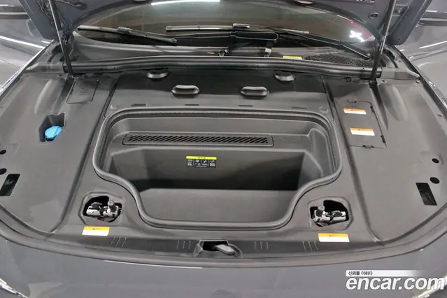Audi A6 e-tron 2025 автомат (гидро), миниатюра 6 Audi A6 e-tron 2025 автомат (гидро), миниатюра 6