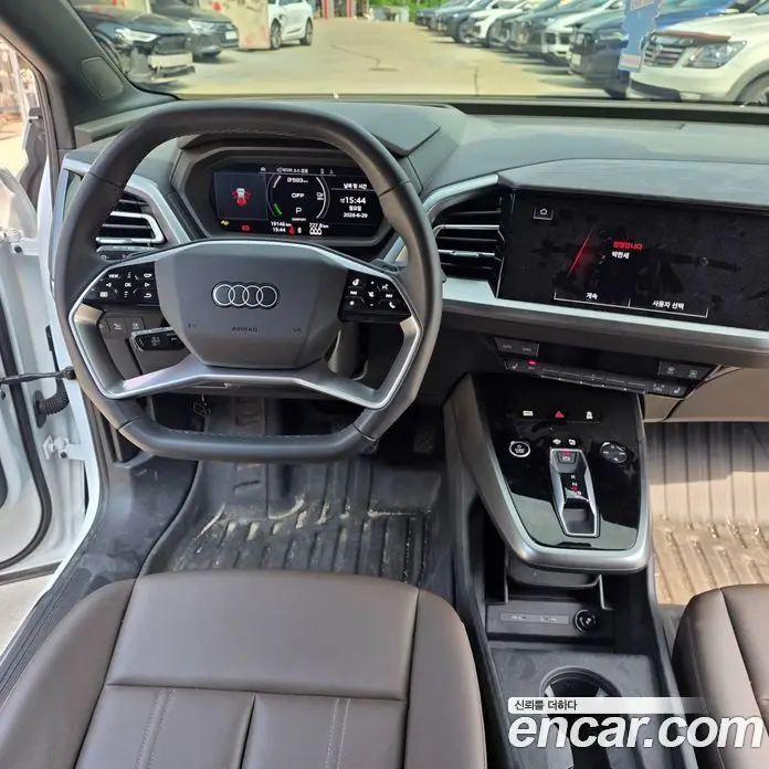Audi Q4 e-tron 2025 0.2 автомат (гидро), фото 11 Audi Q4 e-tron 2025 0.2 автомат (гидро), фото 11