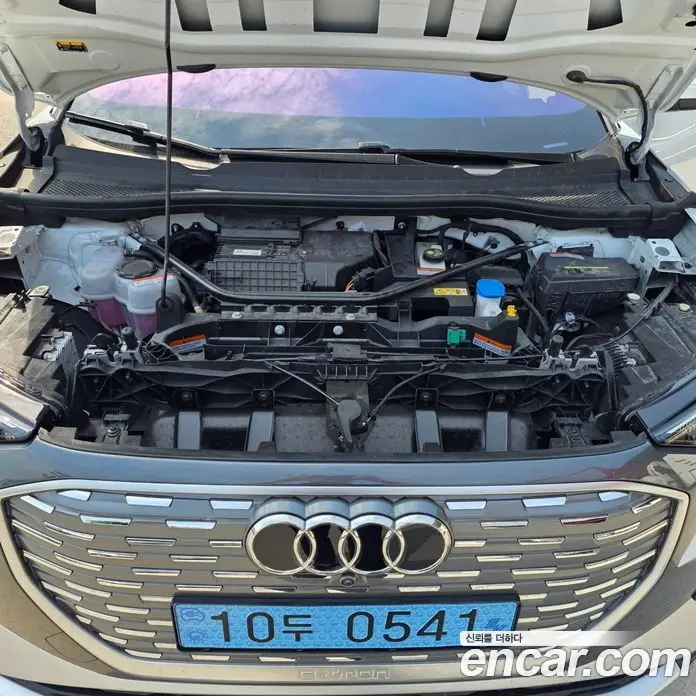 Audi Q4 e-tron 2025 0.2 автомат (гидро), фото 17 Audi Q4 e-tron 2025 0.2 автомат (гидро), фото 17