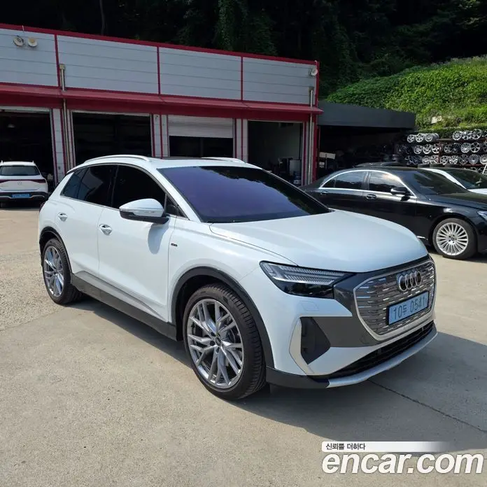 Audi Q4 e-tron 2025 0.2 автомат (гидро), фото 6 Audi Q4 e-tron 2025 0.2 автомат (гидро), фото 6