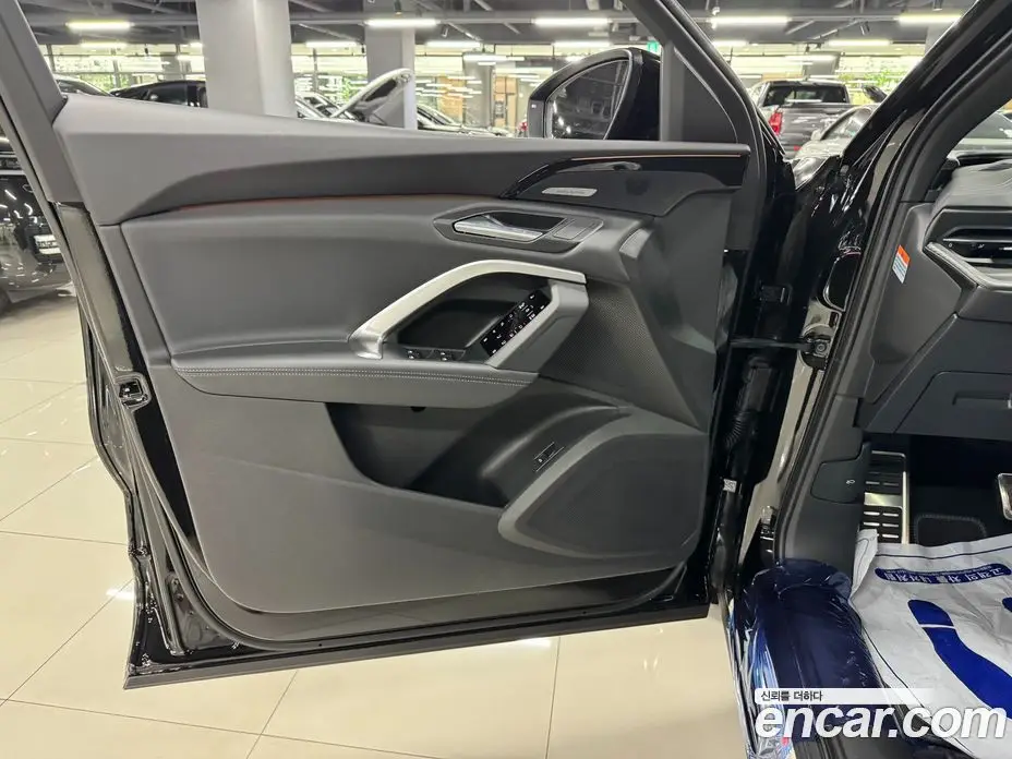 Audi Q5 2025 2.0 автомат (гидро), фото 15 Audi Q5 2025 2.0 автомат (гидро), фото 15