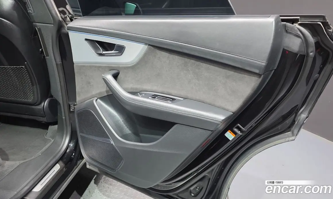 Audi Q8 2022 3.0 автомат (гидро), фото 15 Audi Q8 2022 3.0 автомат (гидро), фото 15