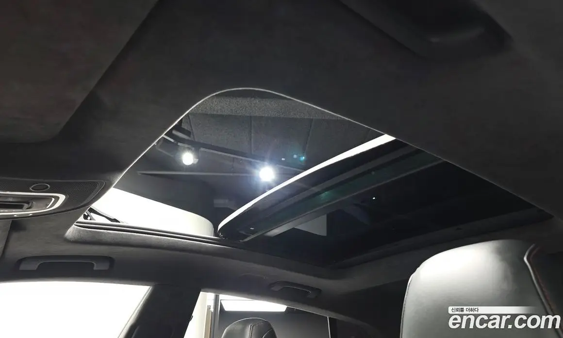 Audi RSQ8 2021 4.0 автомат (гидро), фото 18