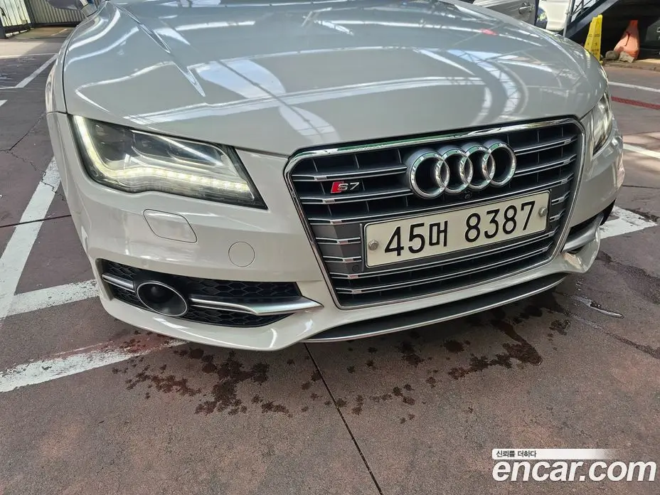 Audi S7 2013 4.0 автомат (гидро), фото 3 Audi S7 2013 4.0 автомат (гидро), фото 3