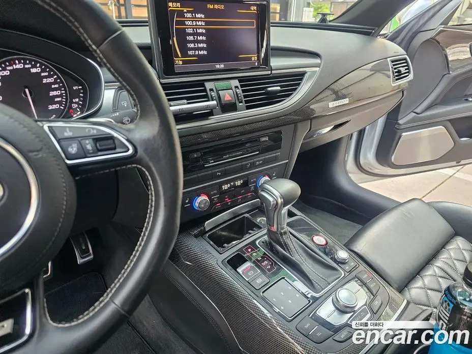 Audi S7 2013 4.0 автомат (гидро), фото 9 Audi S7 2013 4.0 автомат (гидро), фото 9