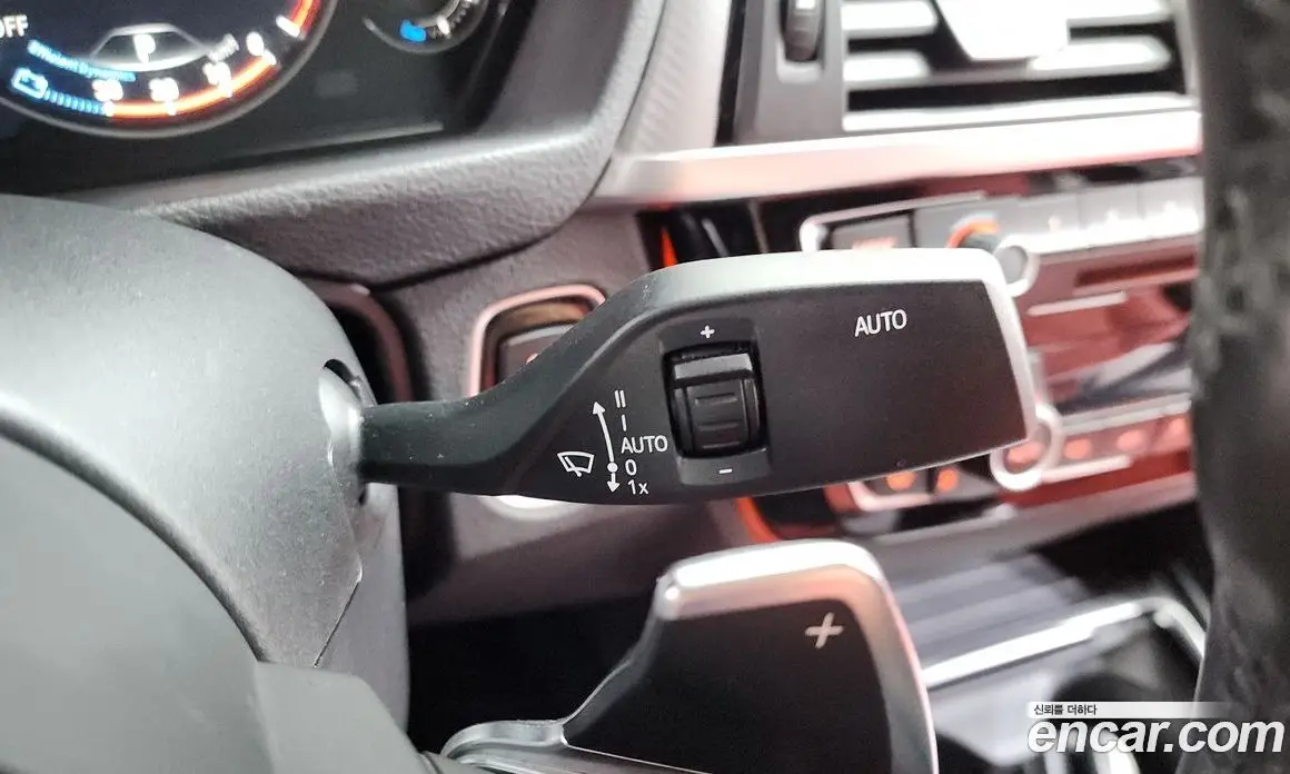 BMW 3 серия 2018 2.0 автомат (гидро), фото 29
