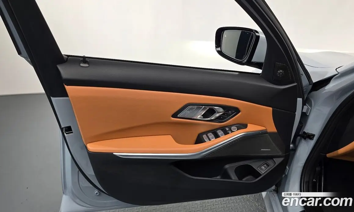 BMW 3 серия 2025 2.0 автомат (гидро), фото 14