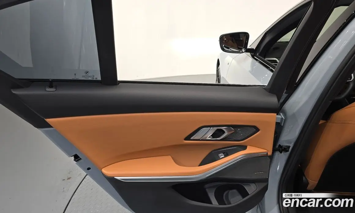 BMW 3 серия 2025 2.0 автомат (гидро), фото 15