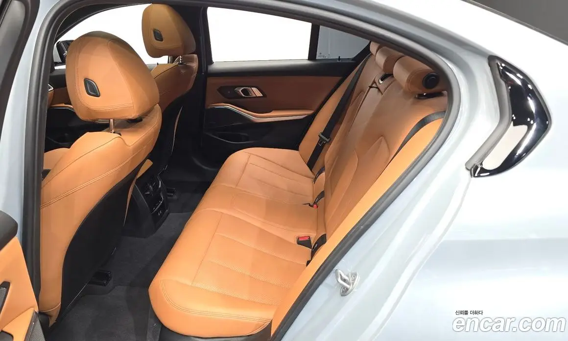 BMW 3 серия 2025 2.0 автомат (гидро), фото 17