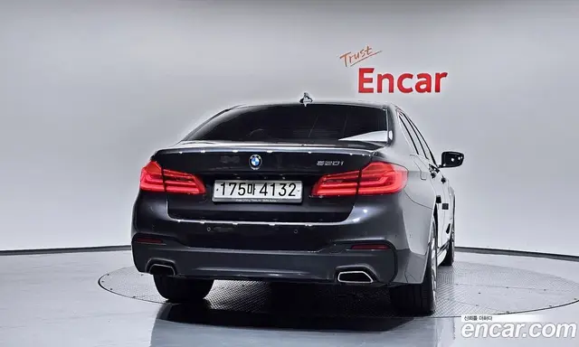 BMW 5 серия 2020 2.0 автомат (гидро), миниатюра 4 BMW 5 серия 2020 2.0 автомат (гидро), миниатюра 4