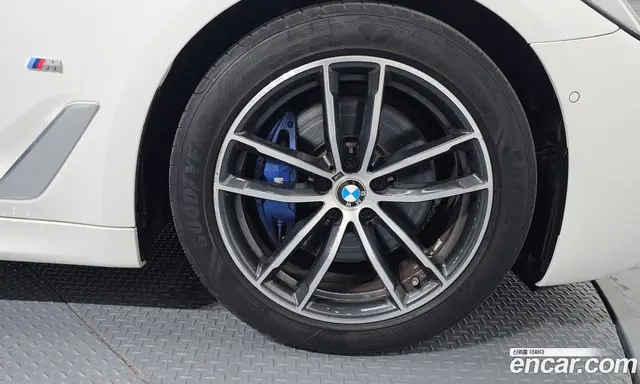 BMW 5 серия 2023 2.0 автомат (гидро), миниатюра 7 BMW 5 серия 2023 2.0 автомат (гидро), миниатюра 7