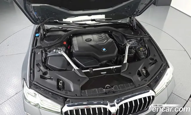 BMW 5 серия 2023 2.0 автомат (гидро), миниатюра 6 BMW 5 серия 2023 2.0 автомат (гидро), миниатюра 6
